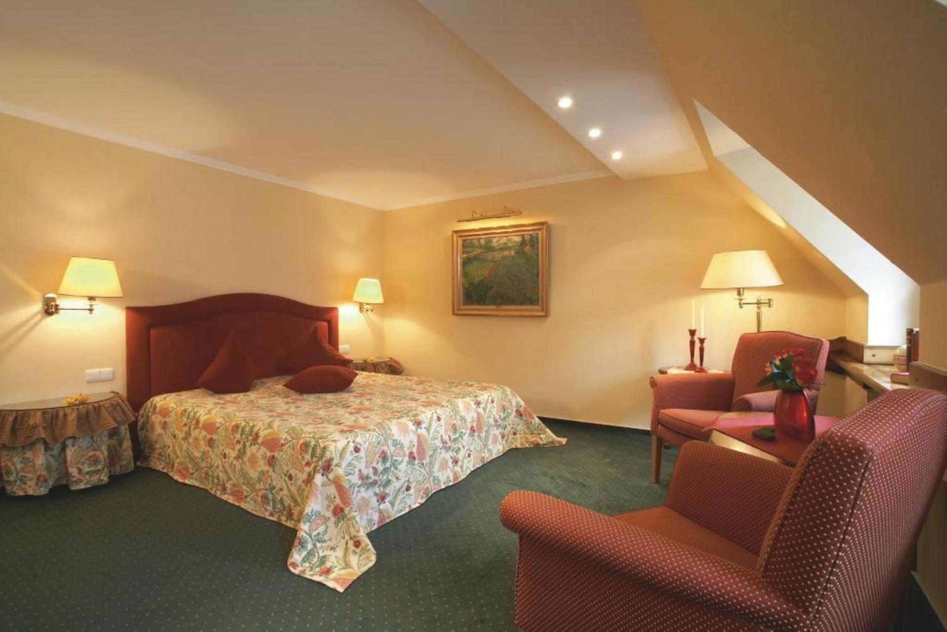 Romantik Berghotel Astenkrone Winterberg Room photo